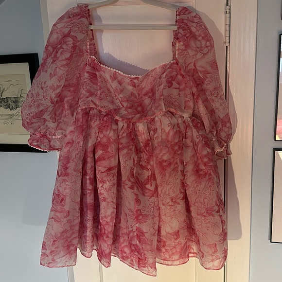Selkie pink floral dress - Picture 2 of 3